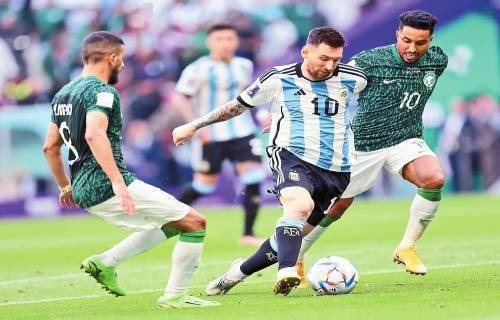 你小子真有福理查利森绝美女友晒孕照 理查利森疯狂示爱